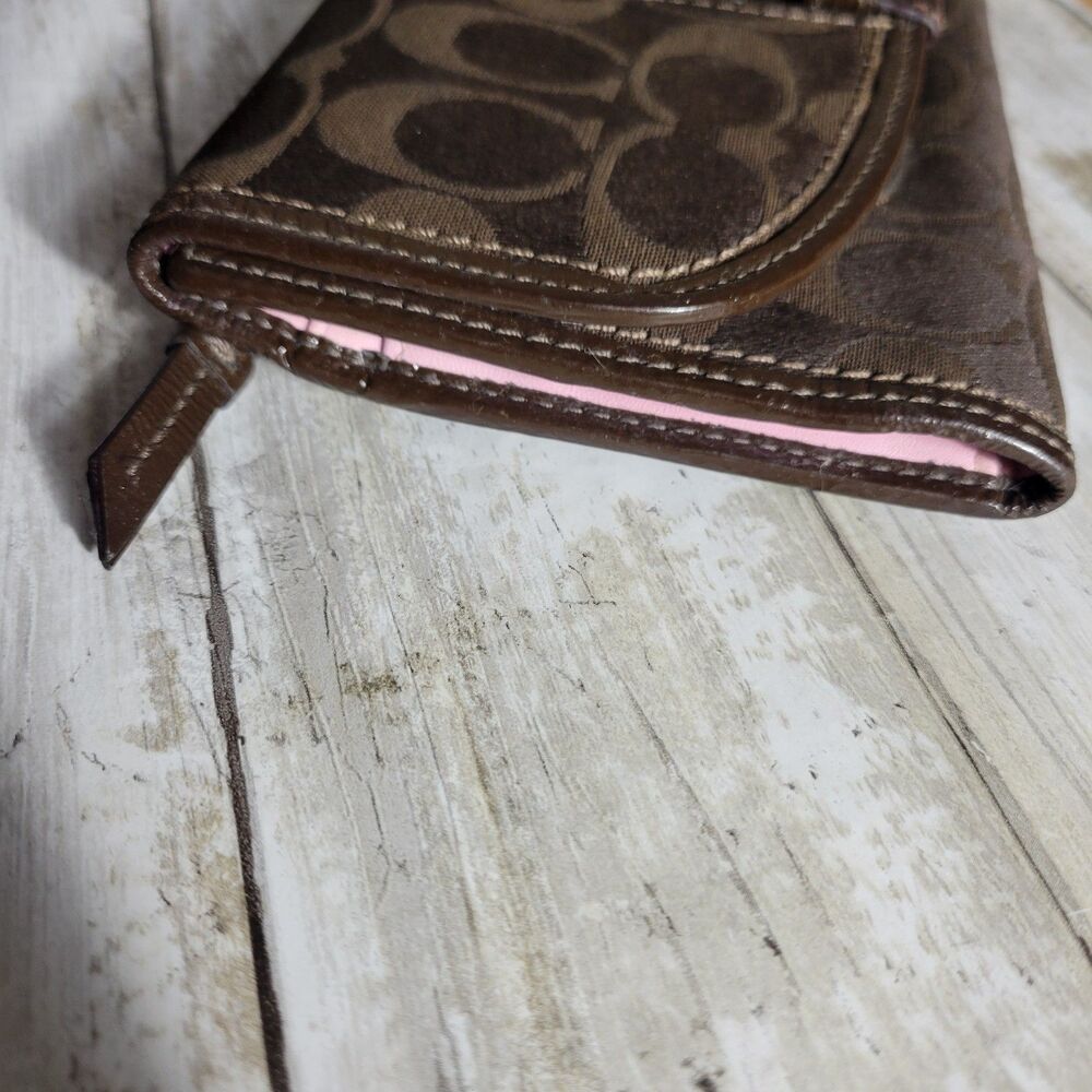 Coach Signature Trifold Large canvas Checkbook Wallet - Picture 7 of 8